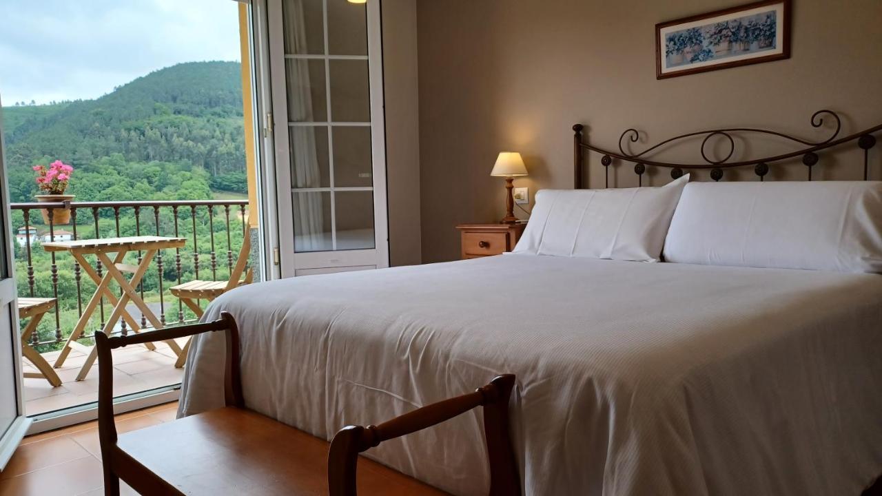 Apartamentos El Otero De Cudillero Soto de Luiña Esterno foto